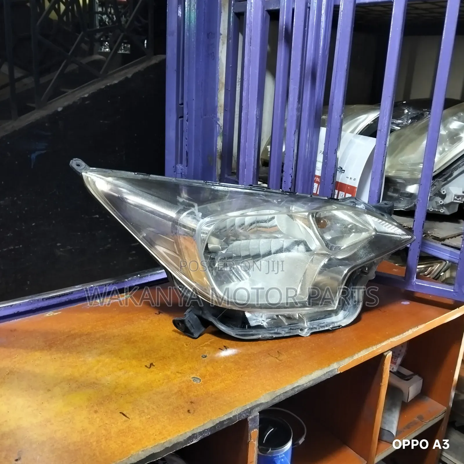 Toyota Ractis Xenon Headlamp, Model 2012/2013/2014. Clean Ex Japan