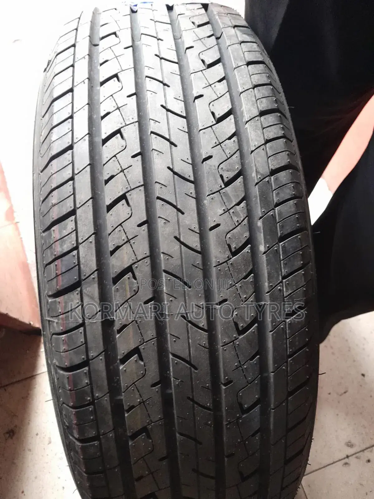 235/60r18 Goodrad 107h