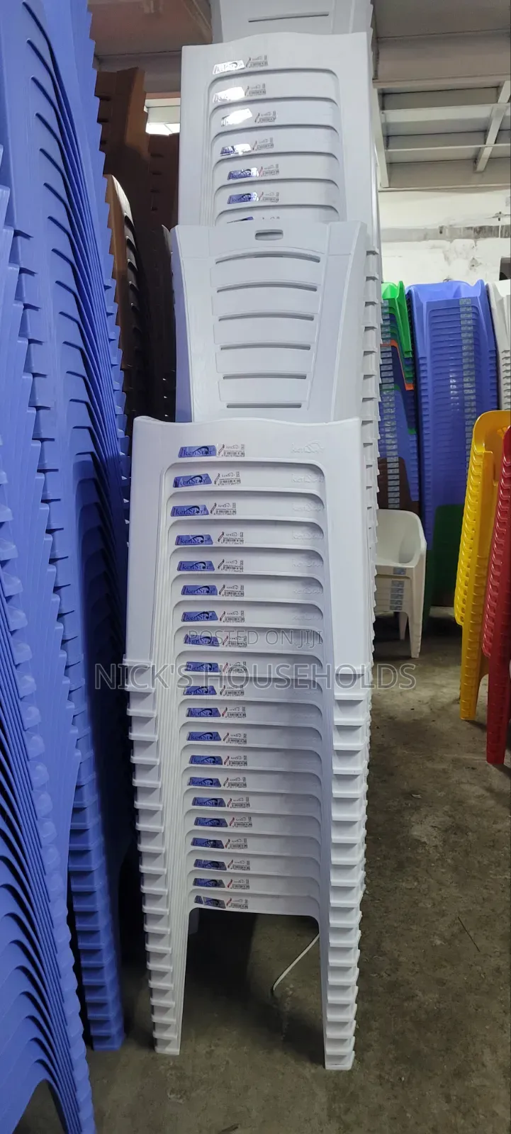 Sturdy Plastic Chairs _ Heavy Duty Plastic Chairs