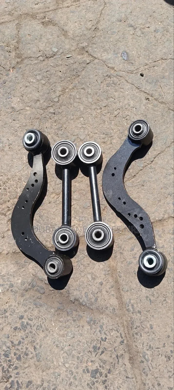 Rear Arms Harrier,Alphard,Lexus 450 Hybrid Available.