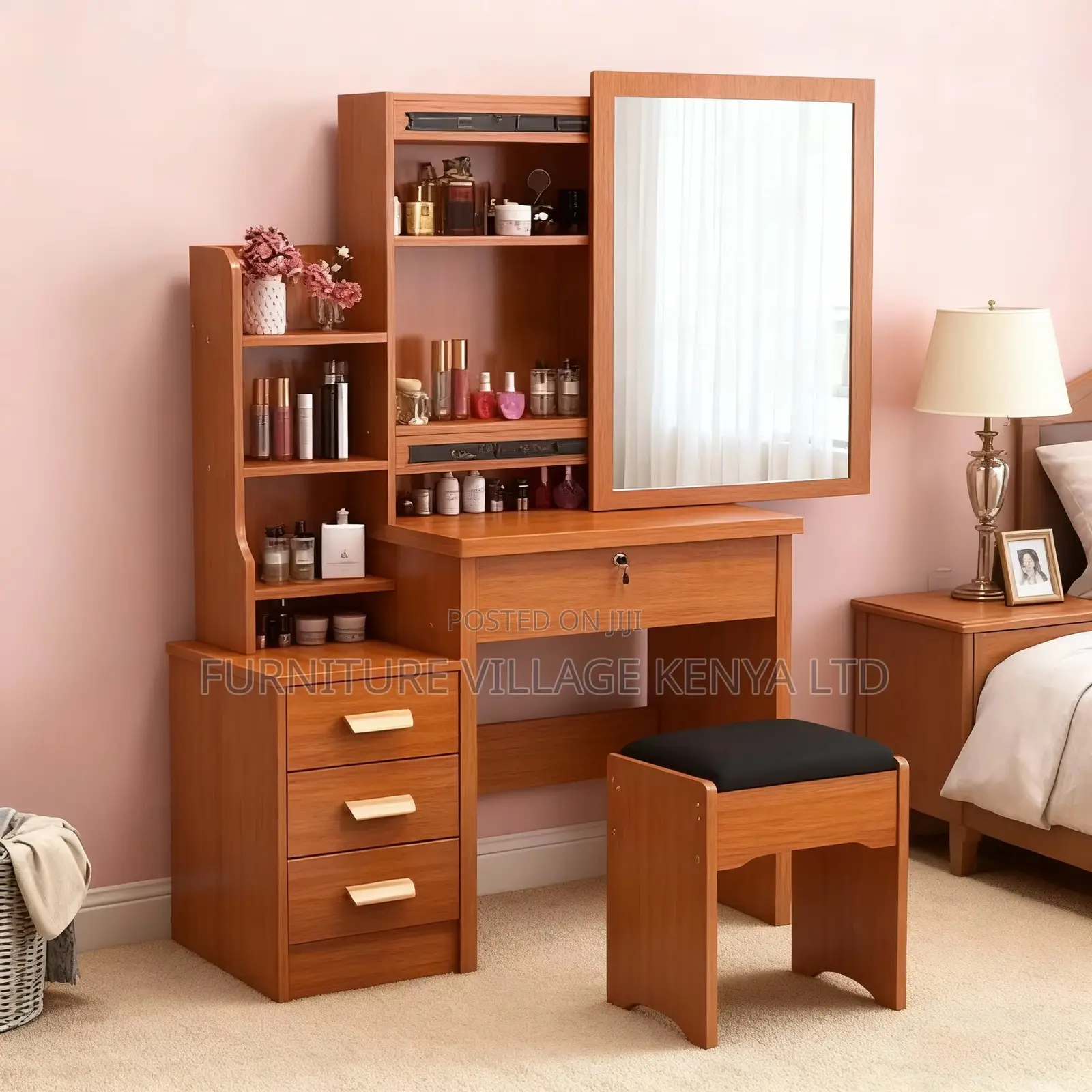 Imported Brown Make Up Make Desk Wit Mirror