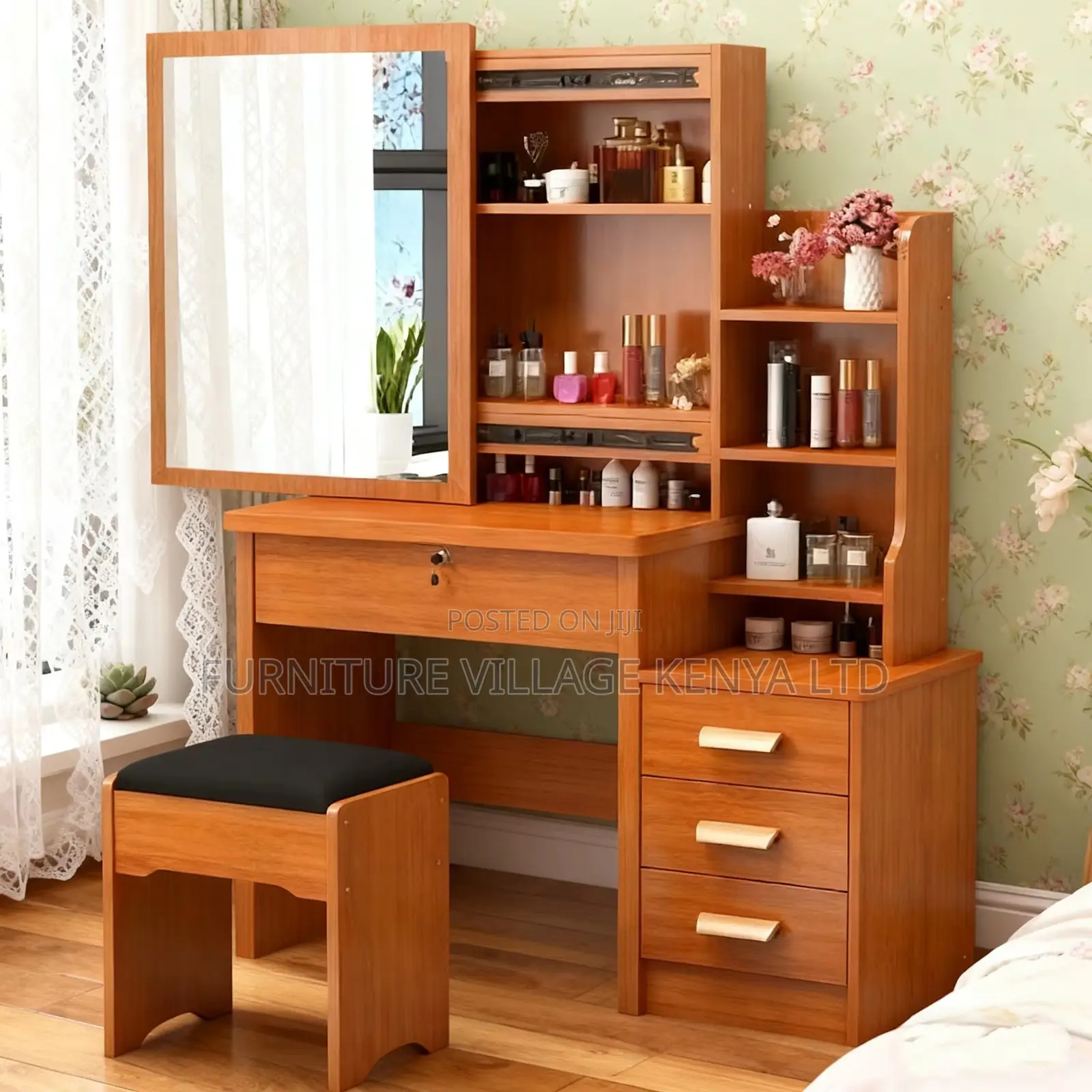 Imported Brown Make Up Make Desk Wit Mirror