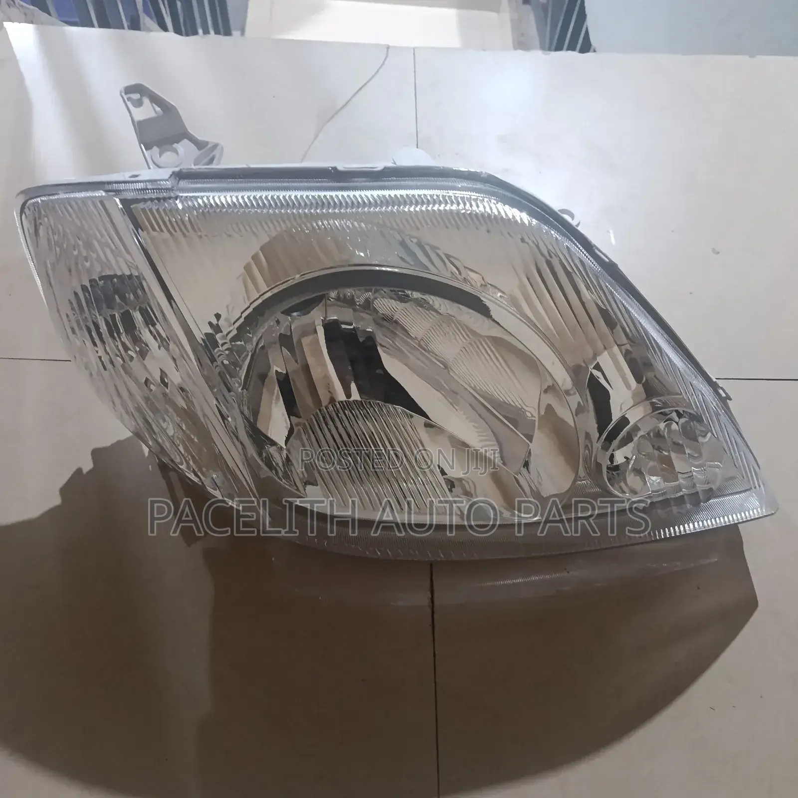 Head Lamp/ Head Light Nze 2001