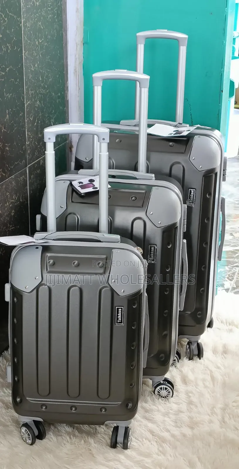 3 in 1 Fibre Laxurious Suitcase Briefcase Travel Bag Available