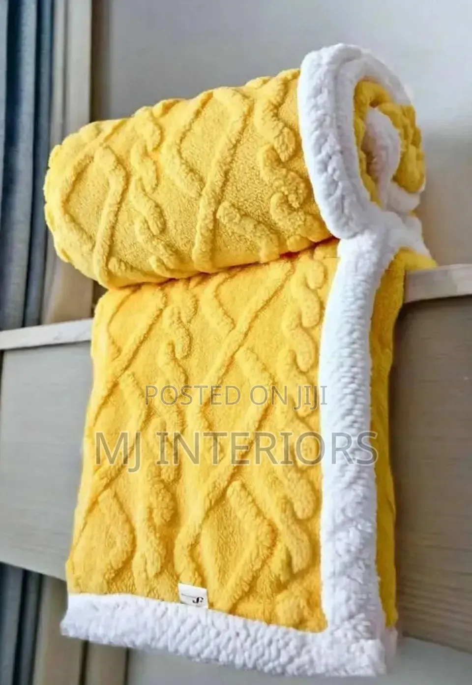 Premium Cozy Fleece Blankets