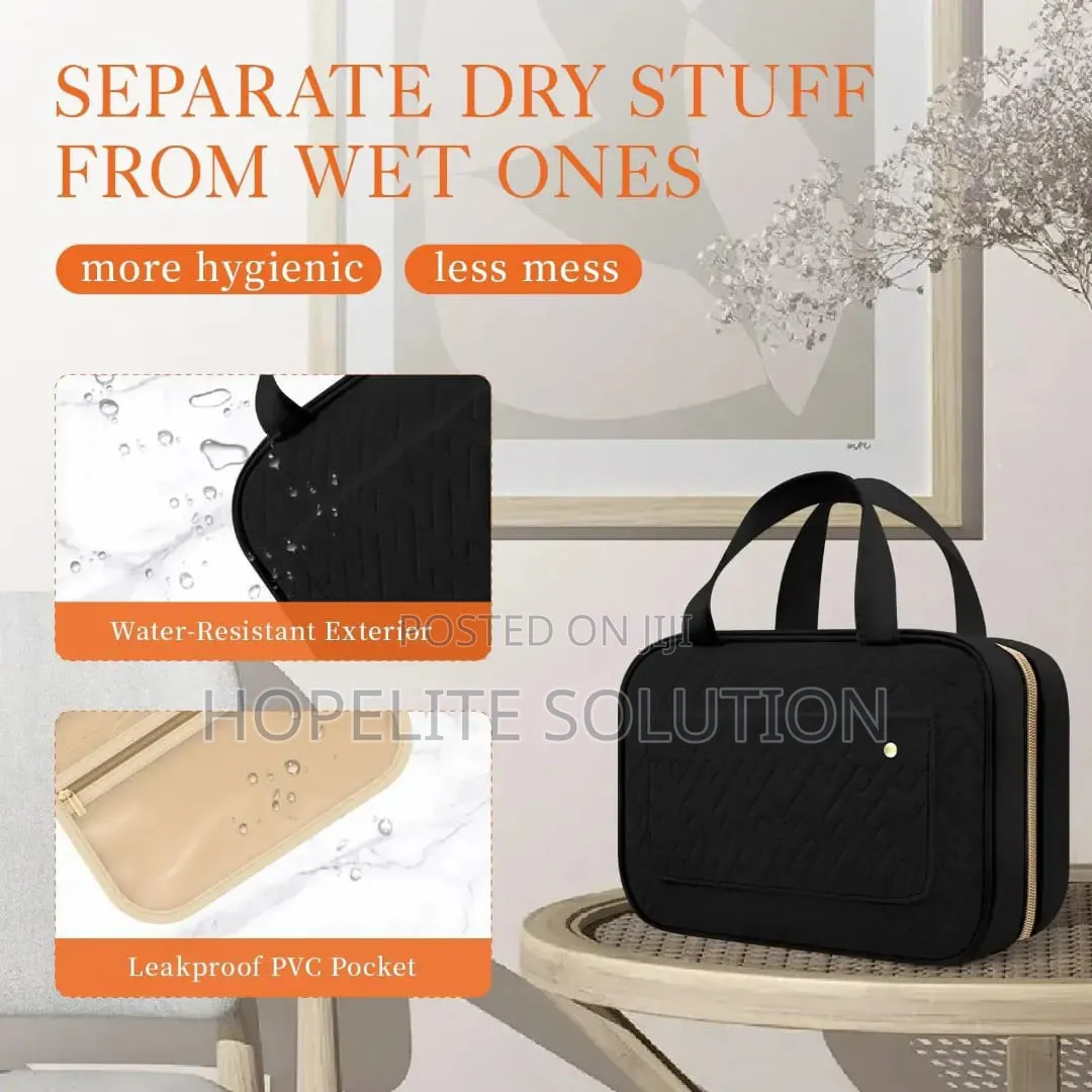 Hanging Large Capacity Travel Toiletry Bag/ Make Up Bag
