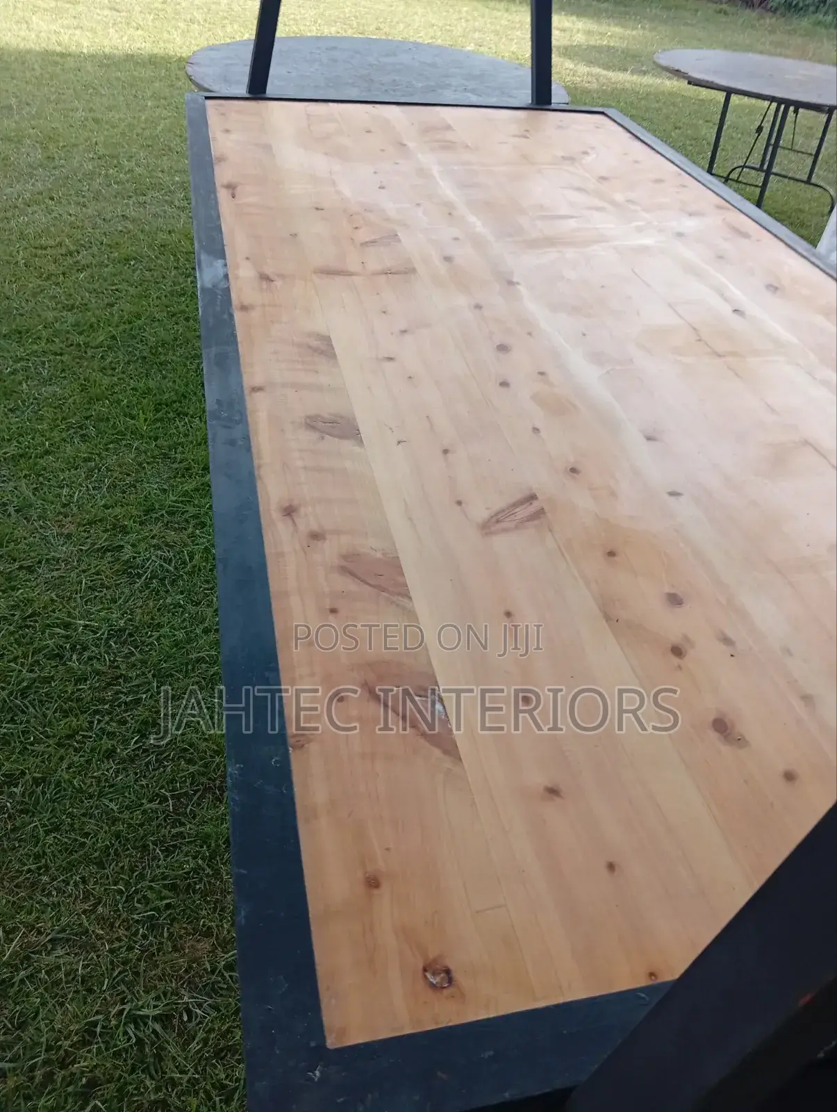 Professional Carpenter Softwood and Hardwood