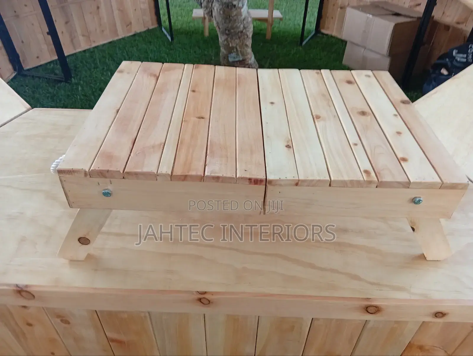 Professional Carpenter Softwood and Hardwood