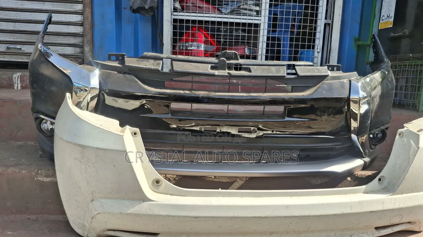 Mitsubishi Outlander Bumper 2018 Model