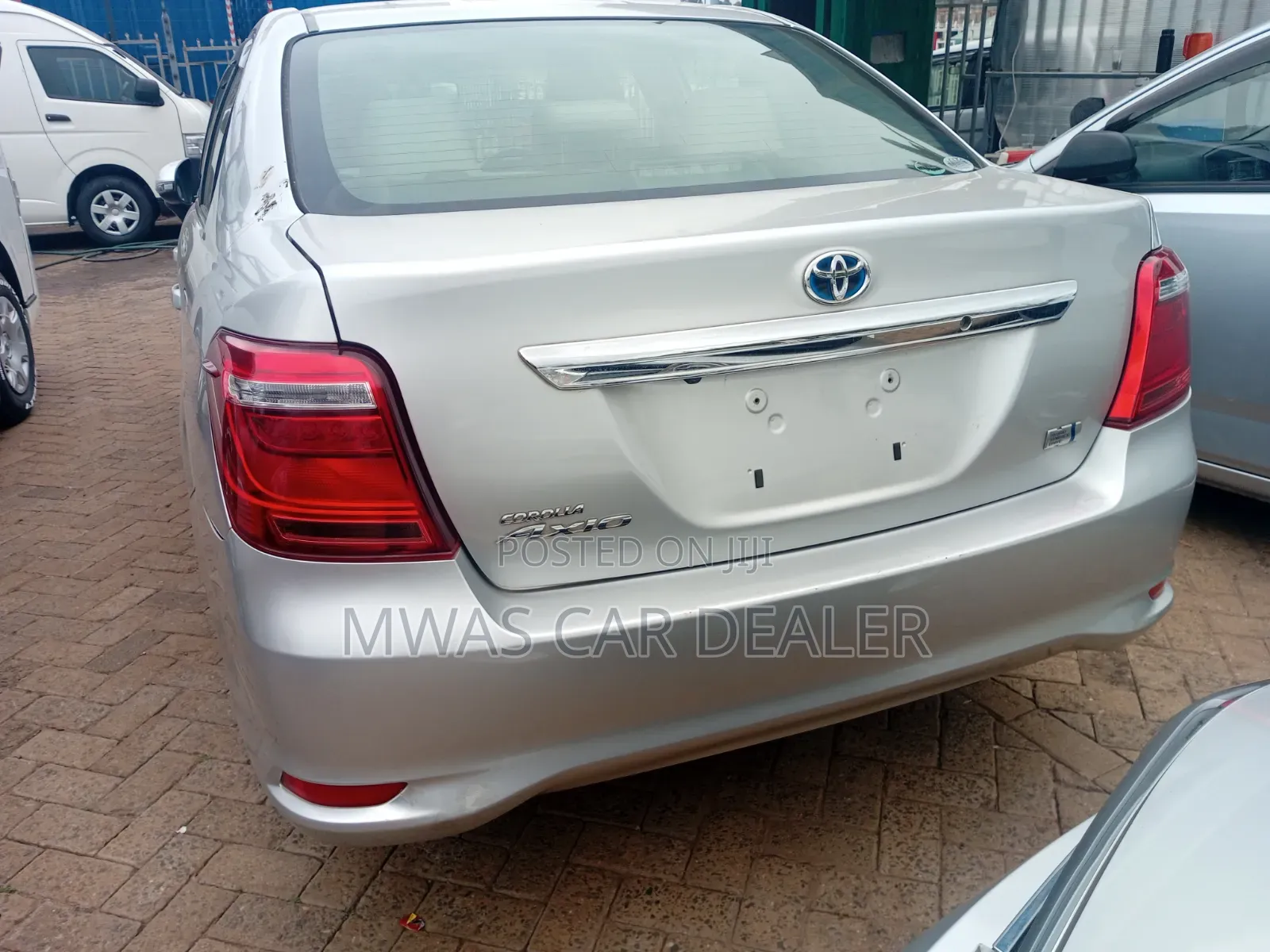 Toyota Axio 2017 Silver