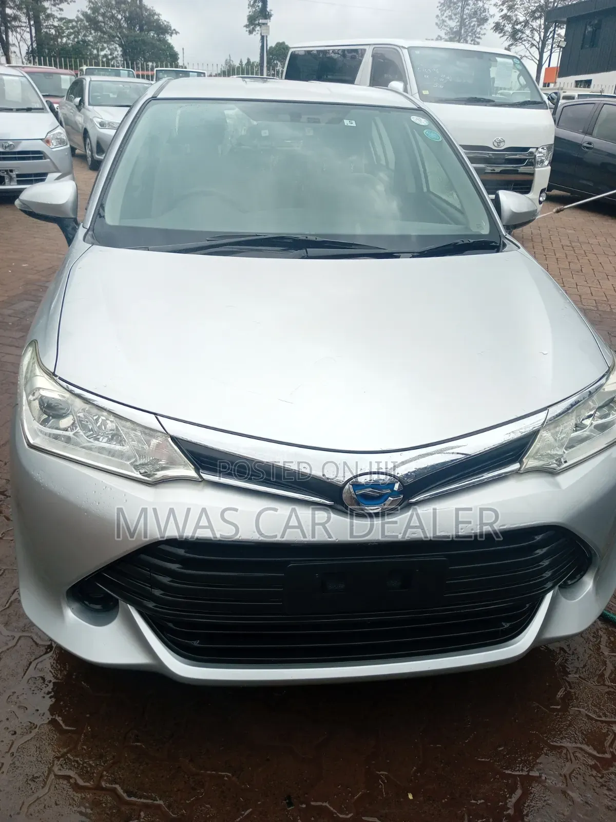 Toyota Axio 2017 Silver