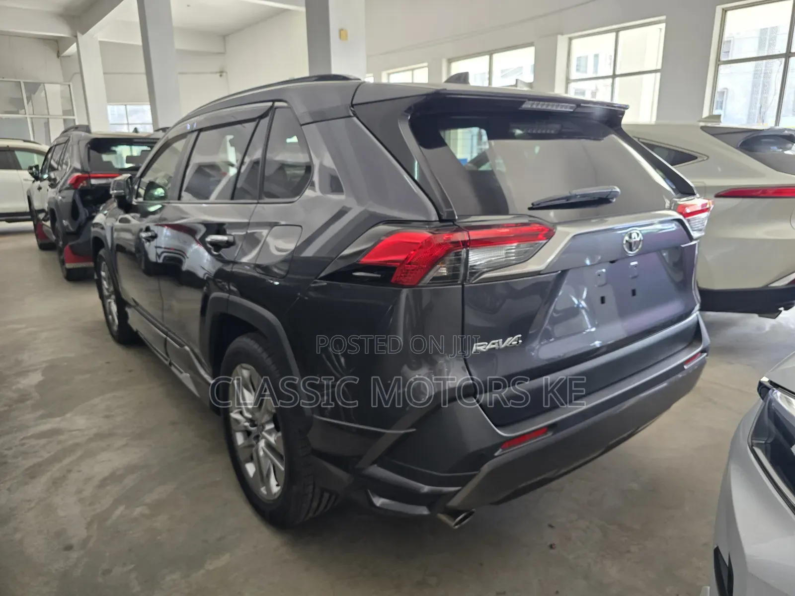 Toyota RAV4 XLE Premium AWD 2020 Gray