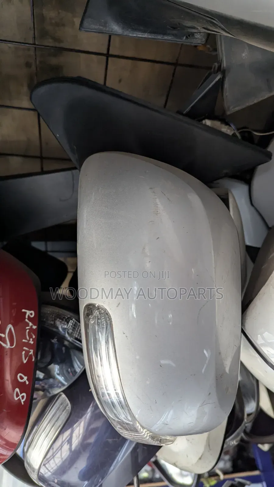 Toyota Ist Sidemirror With Indicator