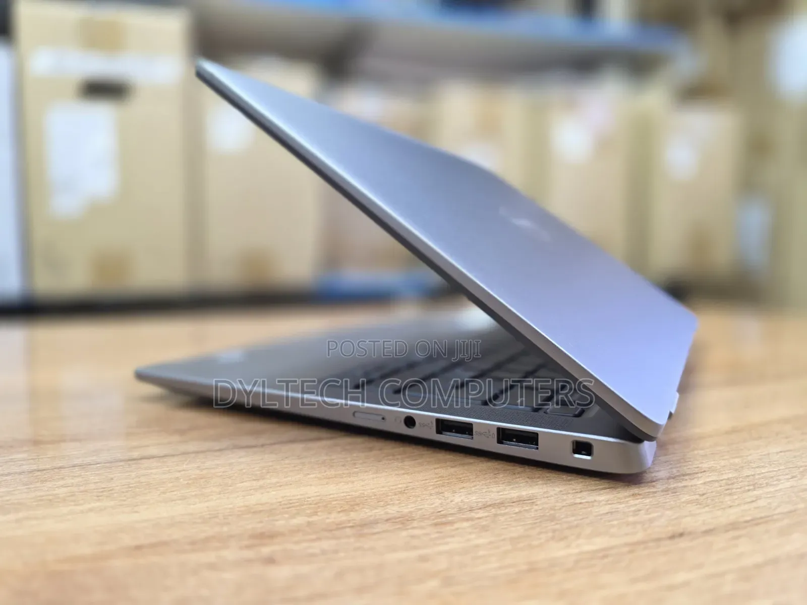 Laptop Dell Latitude 7450 16GB Intel Core Ultra 7 SSD 512GB
