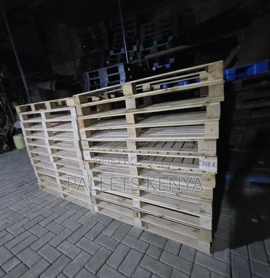 Wooden Pallets for Sale-Clean,Heat-Treated Ready for Use.