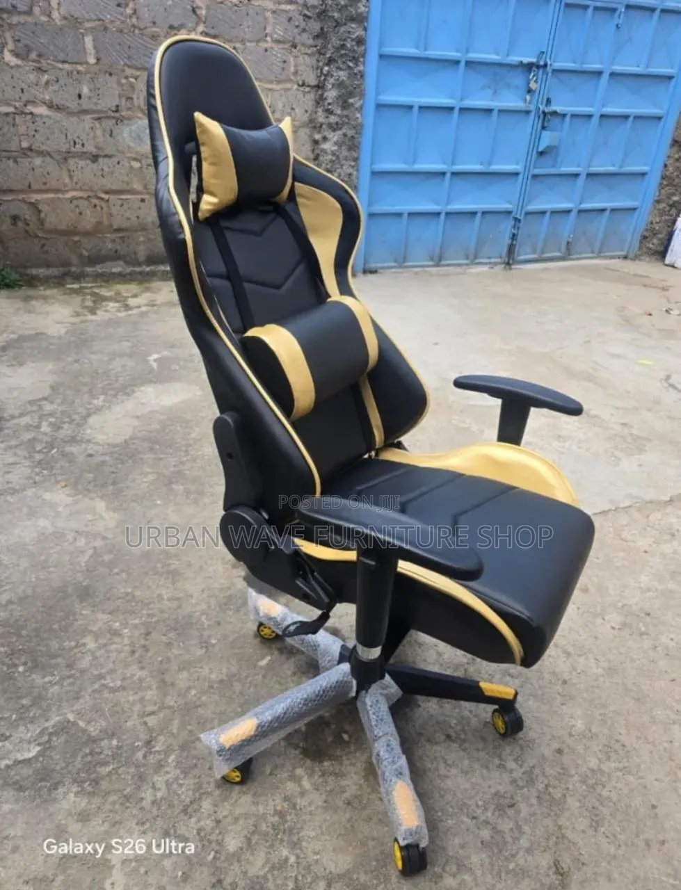 Black Gaming Experience Chair's