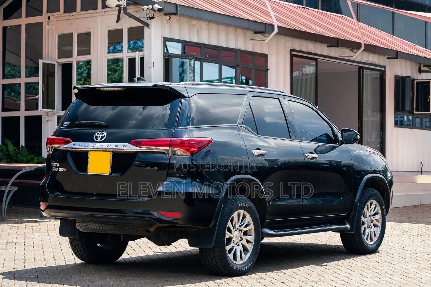 Toyota Fortuner 2021 Black