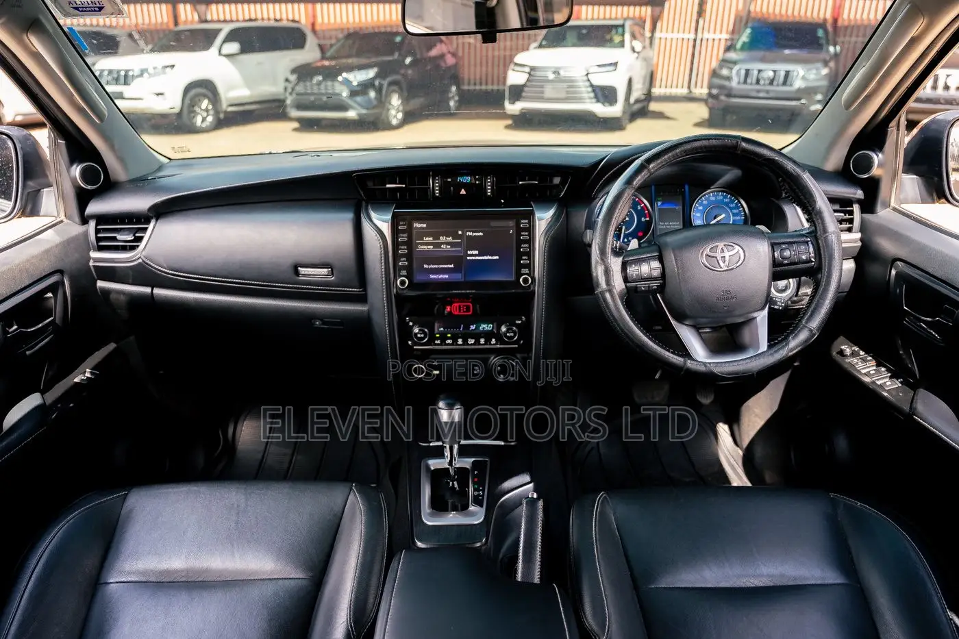 Toyota Fortuner 2021 Black
