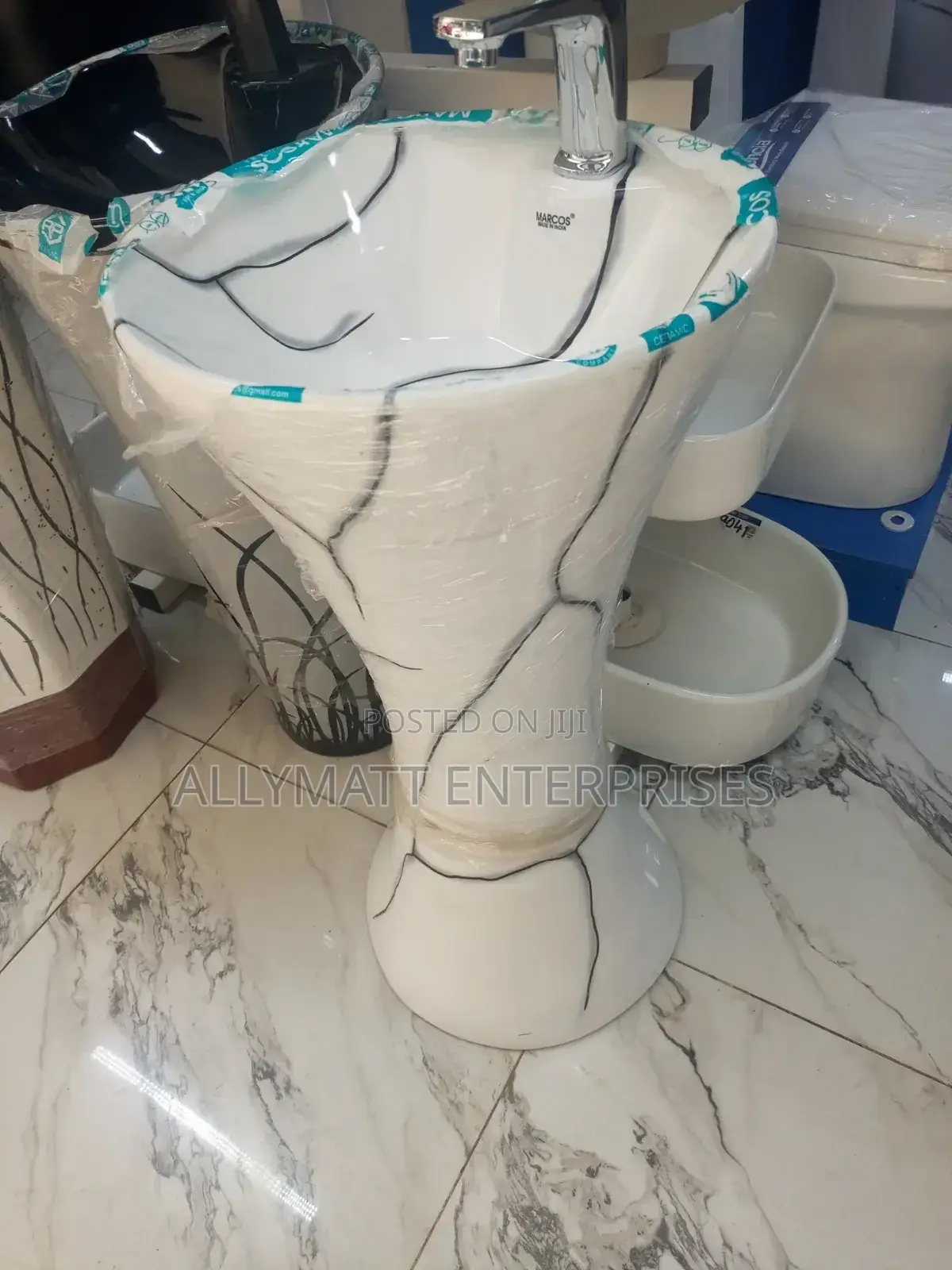 Pedestal Handwash Basin Black $White