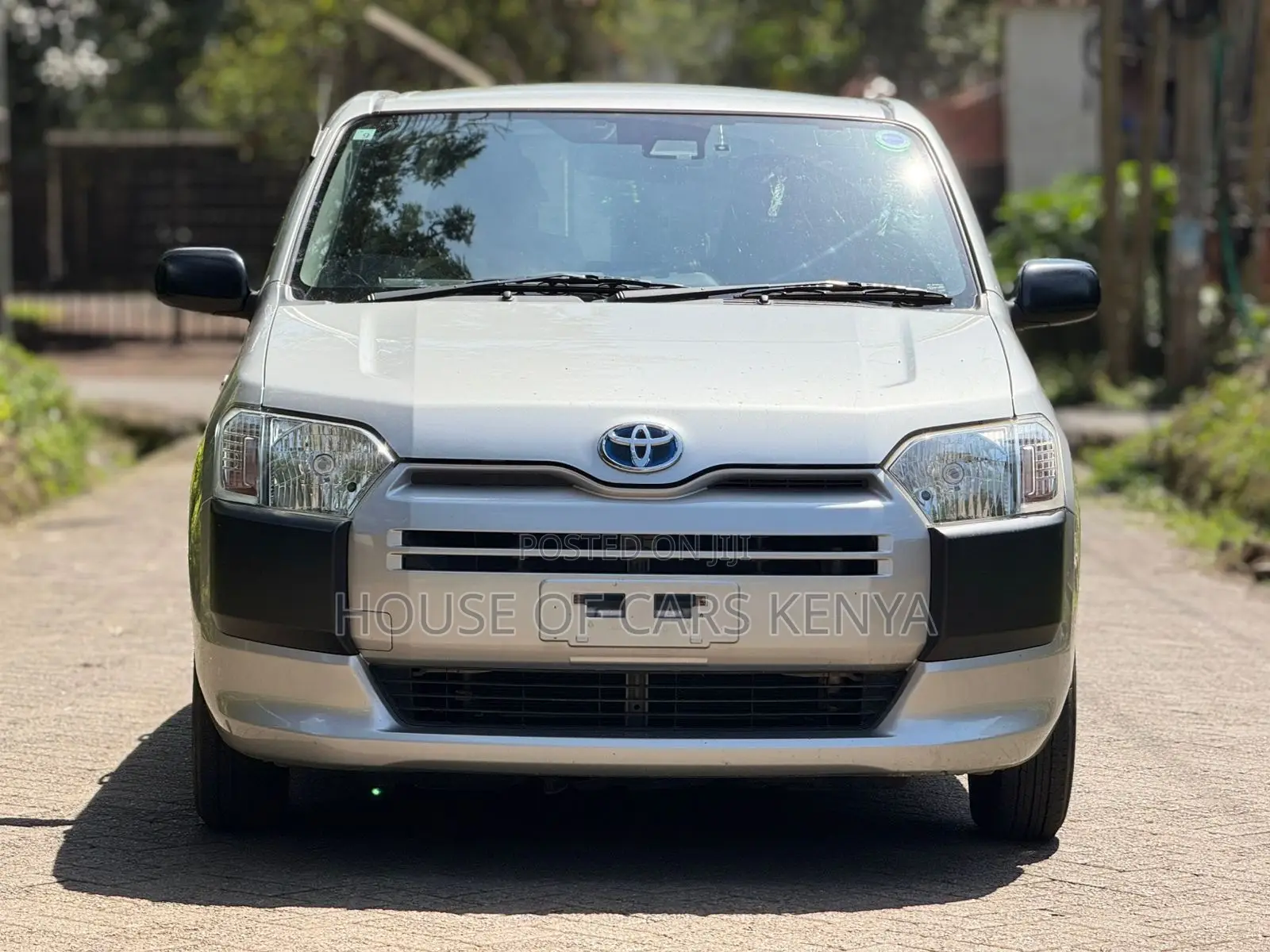 Toyota Probox 1.5 Hybrid DX 2019 Silver