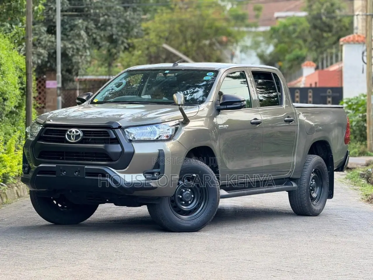 Toyota Hilux 2023 Green