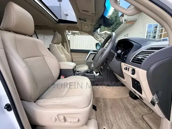 Toyota Land Cruiser Prado 2.8 2020 Off white