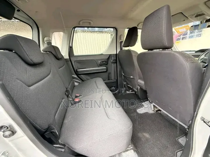 Suzuki Wagon R 2019 White