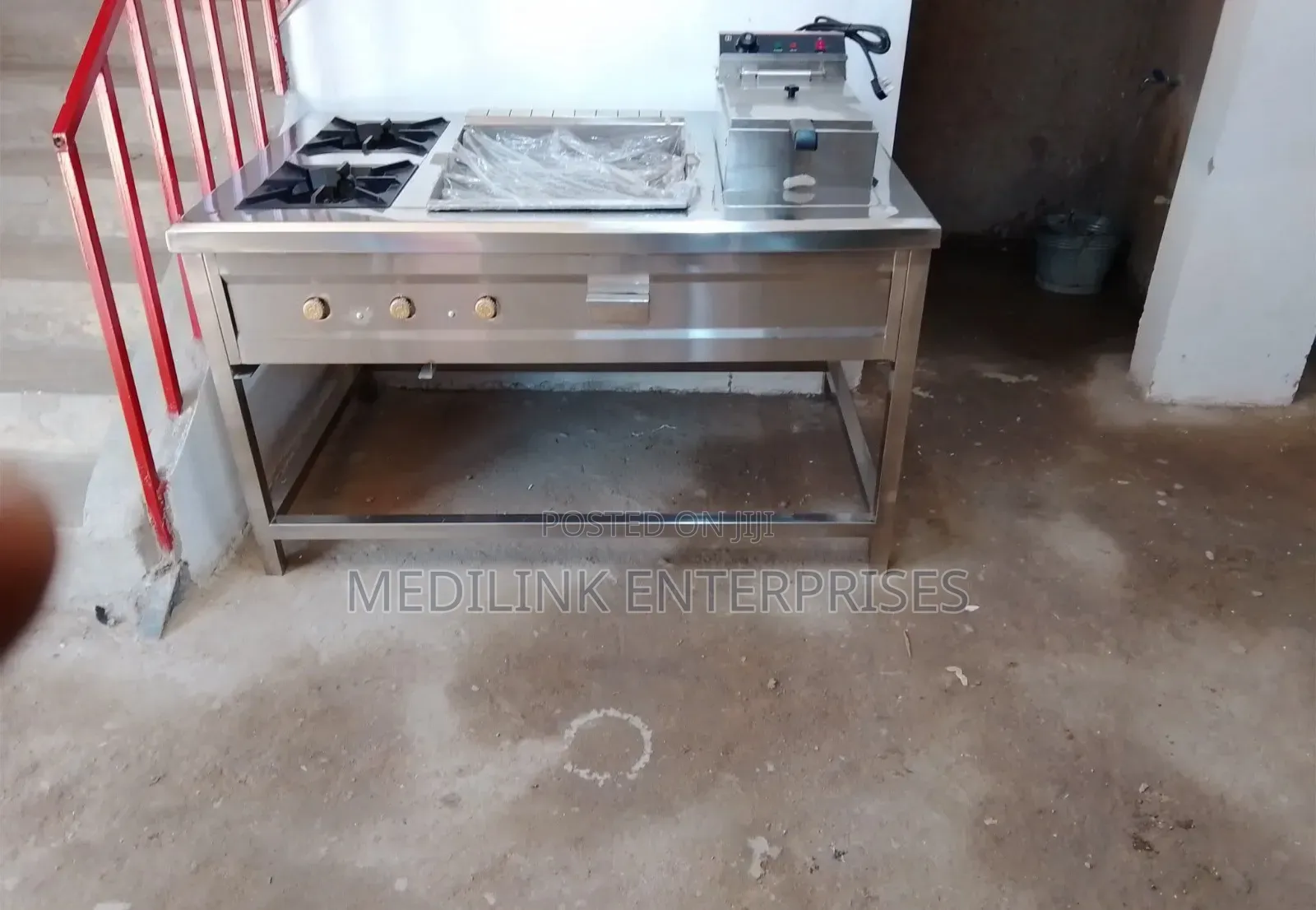 2 Burner+Grindle+Double Fryers Combined Cookers
