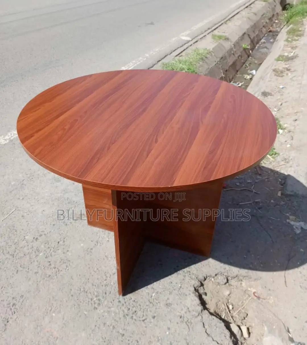 Round Boardroom Table in Nairobi – Modern Conference Table Design