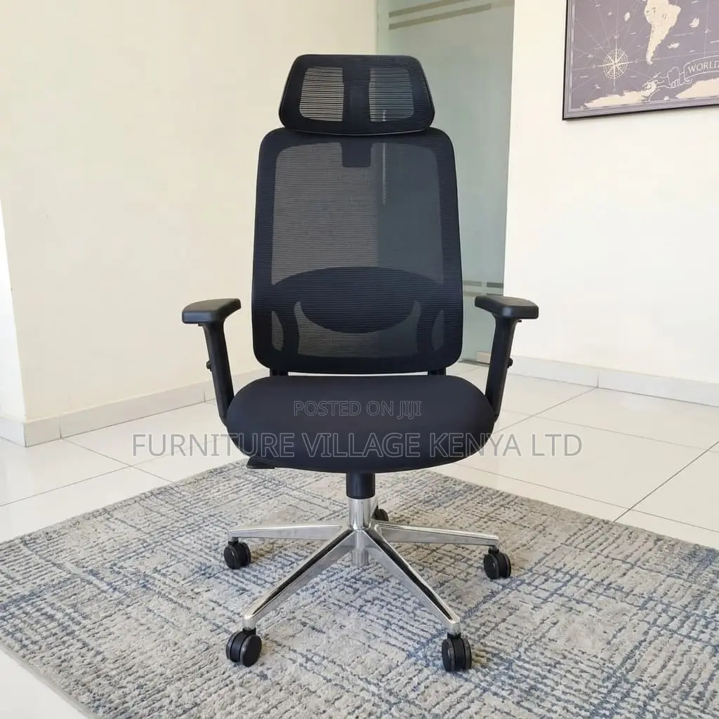 Adjustable Ergonomic Black Staff Room Chair
