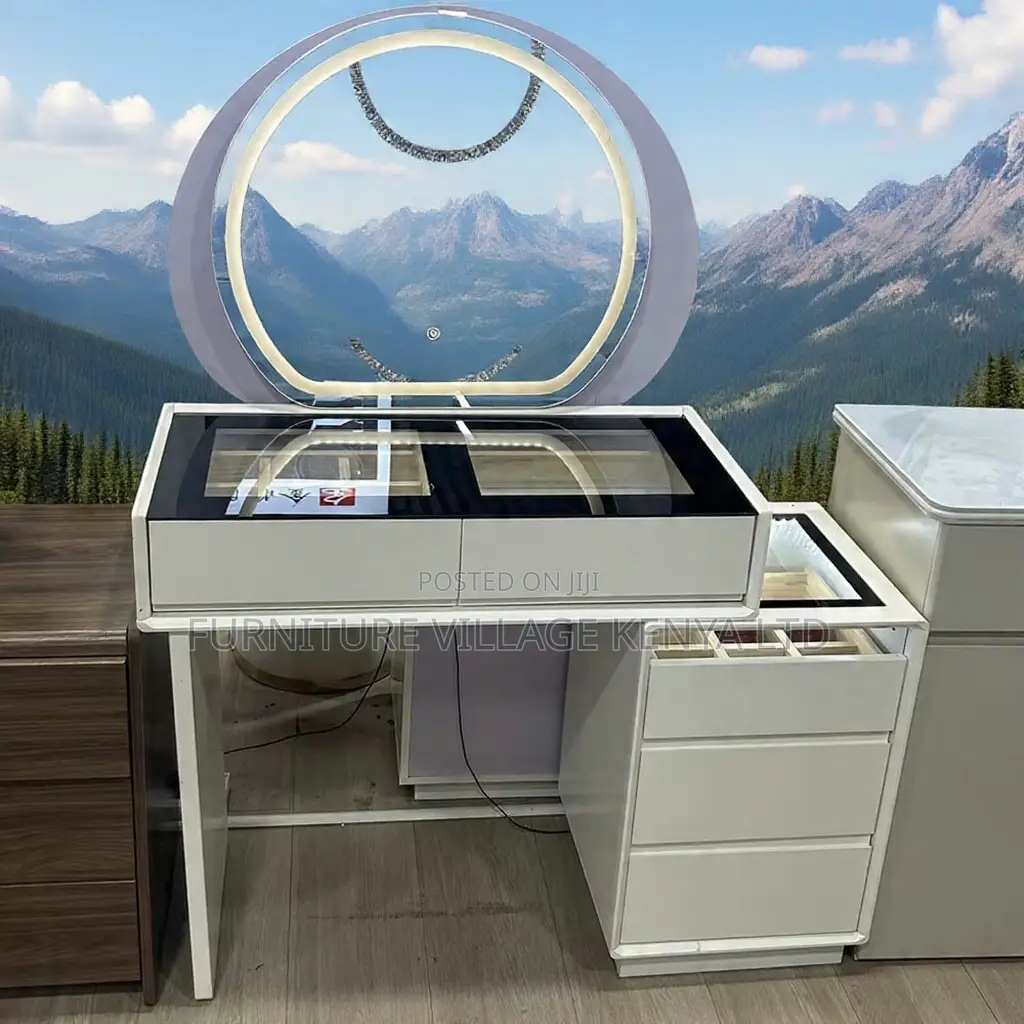 Creamy White Modern Vanity Make Up Table