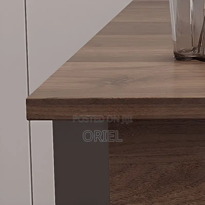 Office Computer Desk : Modern Generic Computer Desk