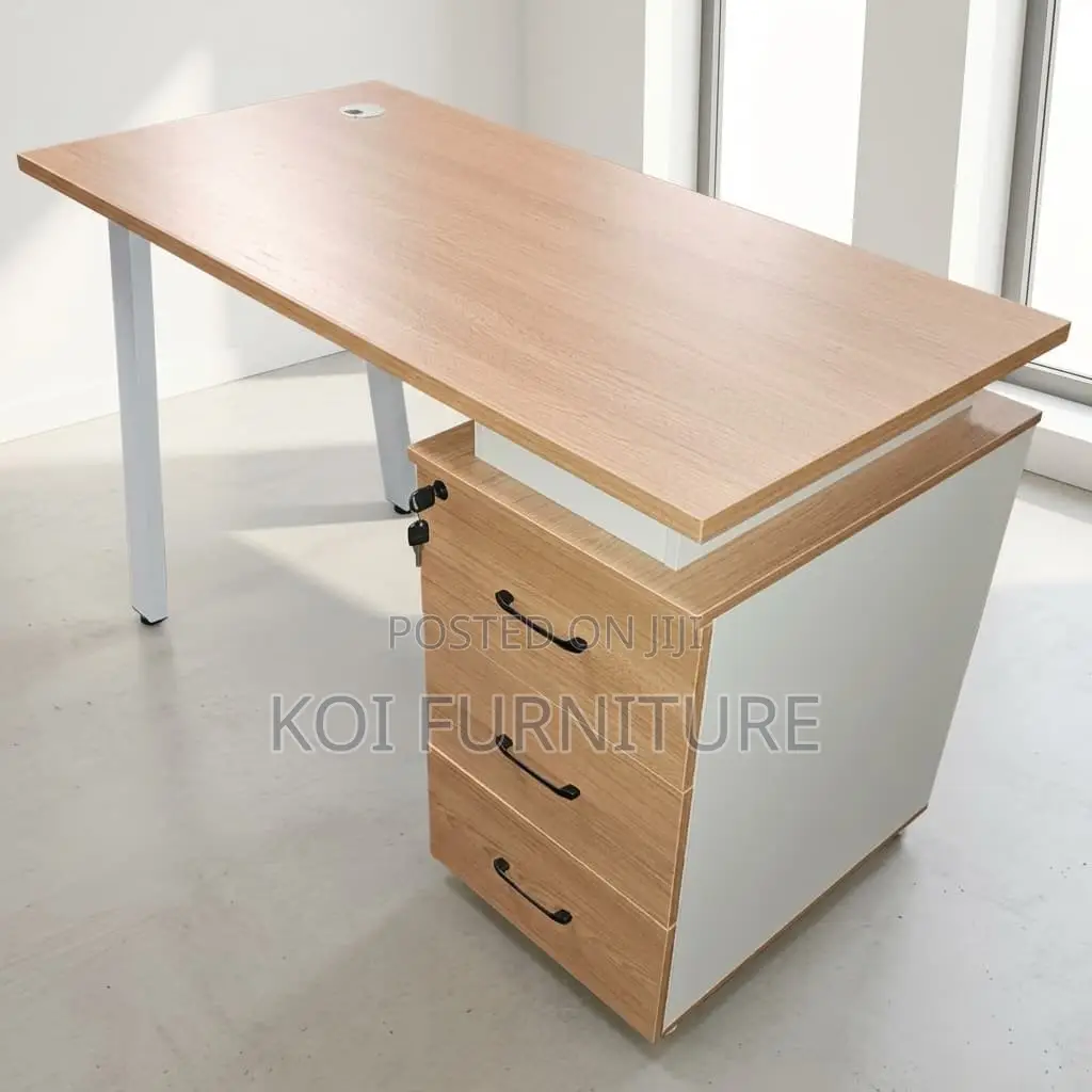 Office Desk : Modern 1.4-meter Wooden Office Computer Desk