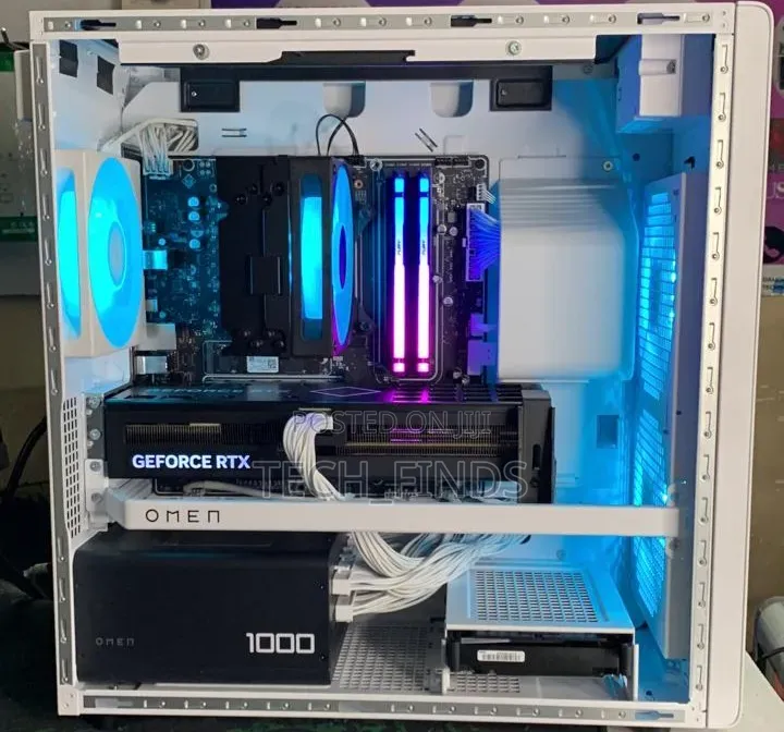 HP OMEN 35L Gaming Desktop 32GB Intel Core Ultra 7 HDD+SSD 1T