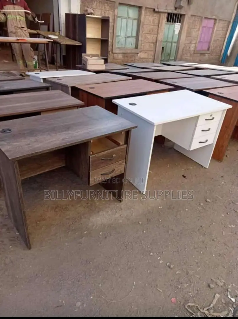 Modern Home Study Desk 1m Nairobi – Compact Wooden Design