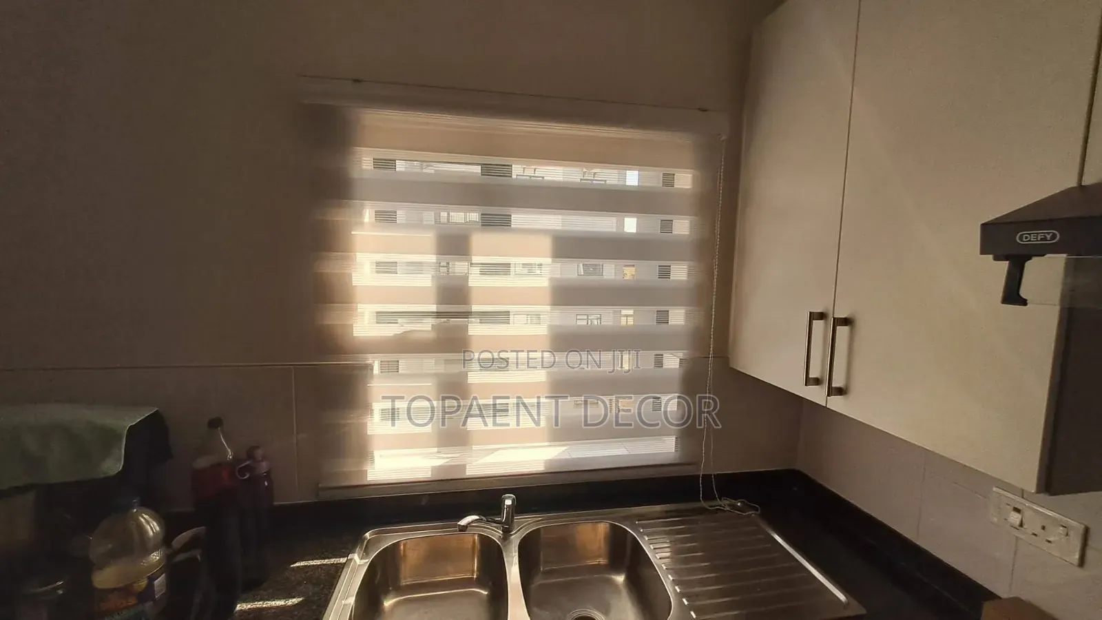 Add Charm to Every Window With Horizontal Office Window Blinds
