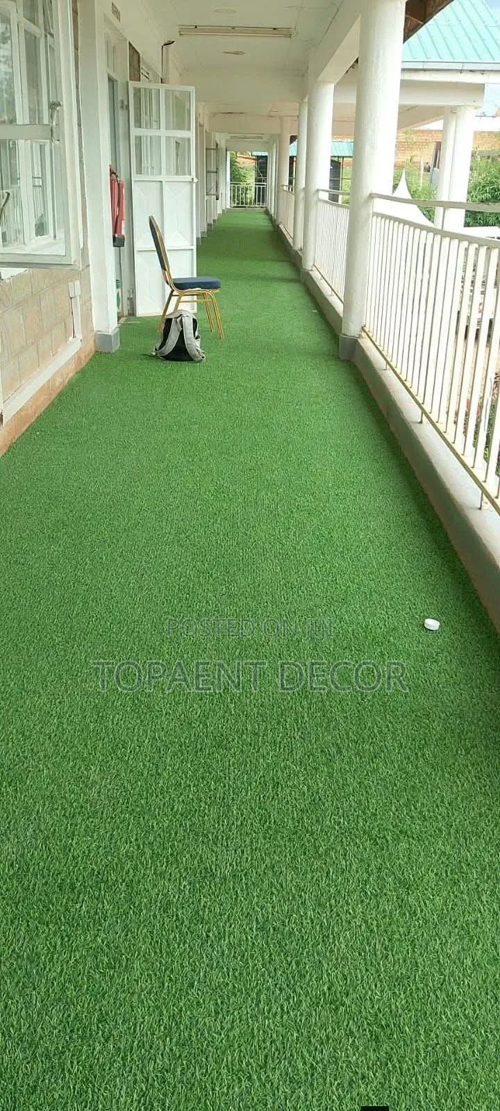 Green Opulence for Sophisticated Living Artificial Grass Carpet