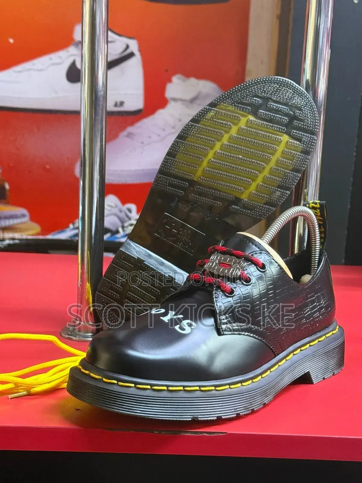 Dr. Martens 1461 Wb Lost Boys Single Sole