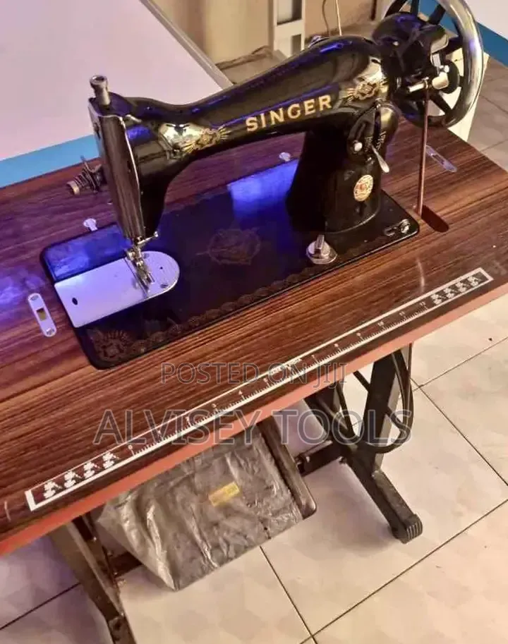 Sewing Machine With Table