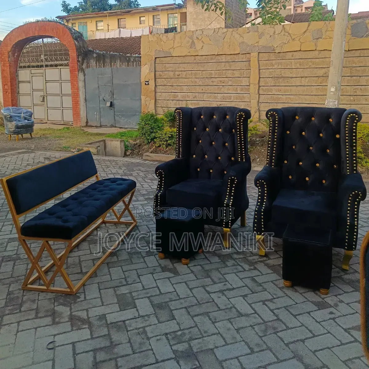 Waiting Seat and Pedicure Seats