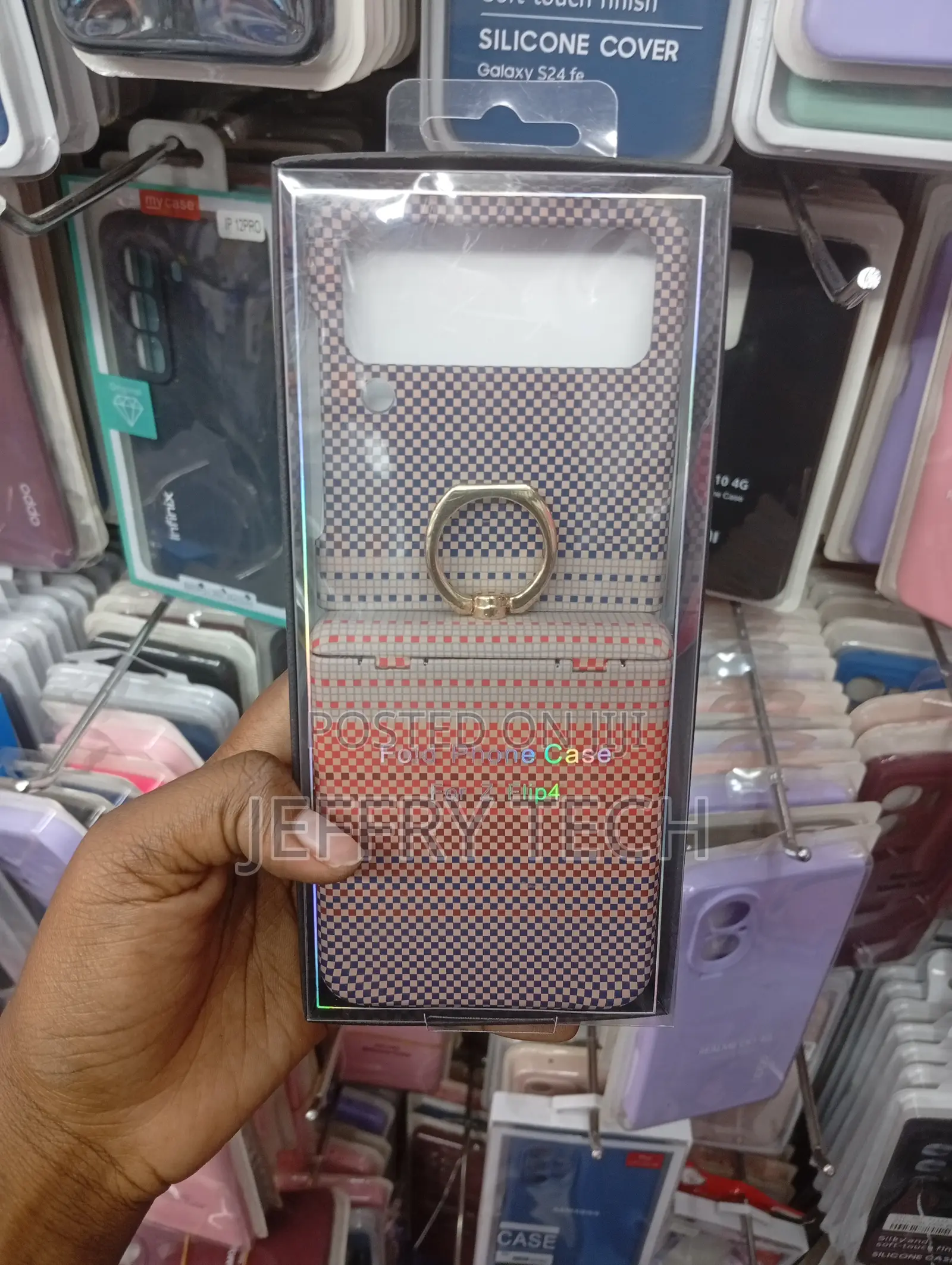 Samsung Galaxy Z Flip Series Checkered Tribal Pattern Ring Case