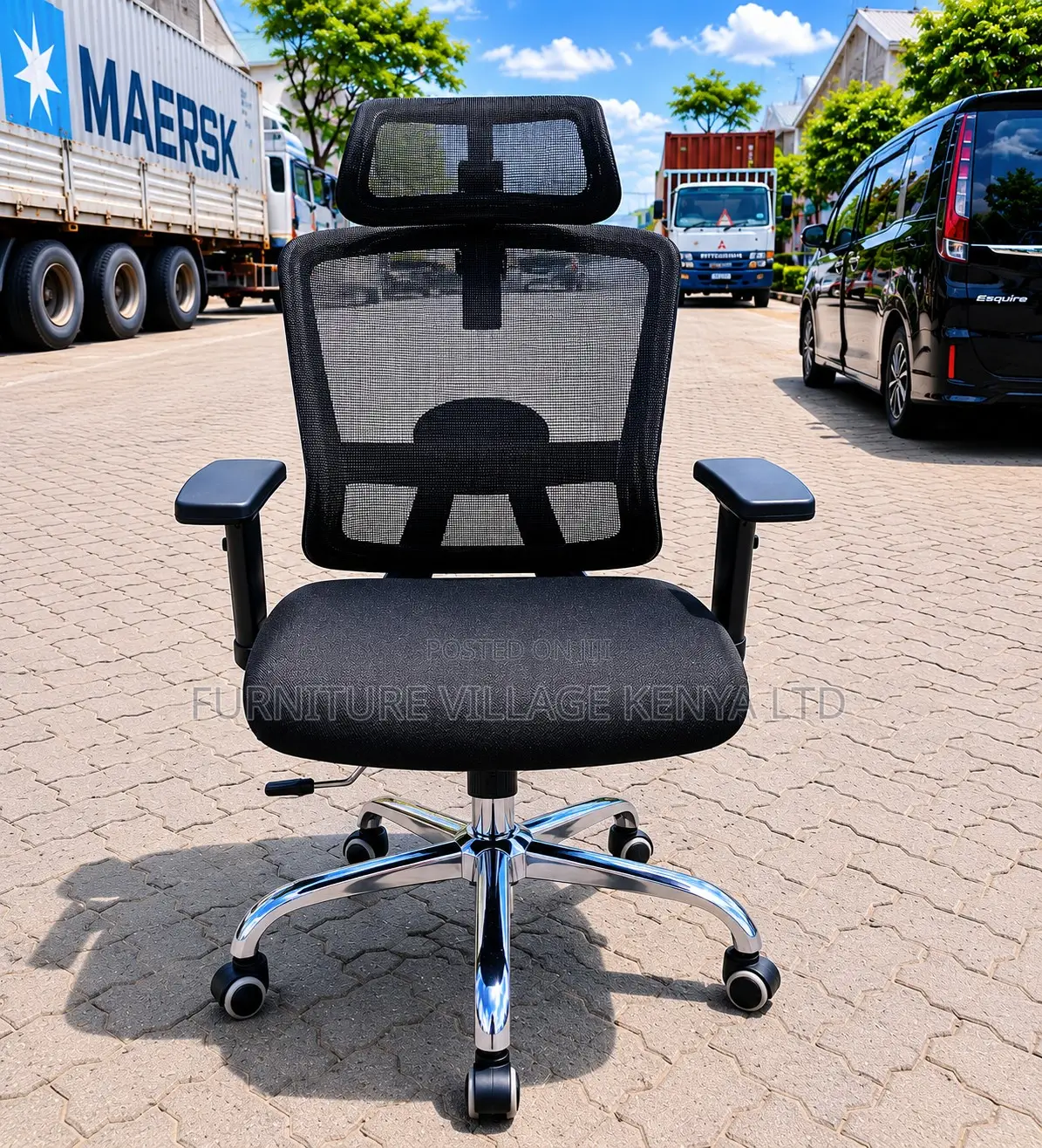 Office Chair: Ergonomic Orthopedic Mesh Study Seat