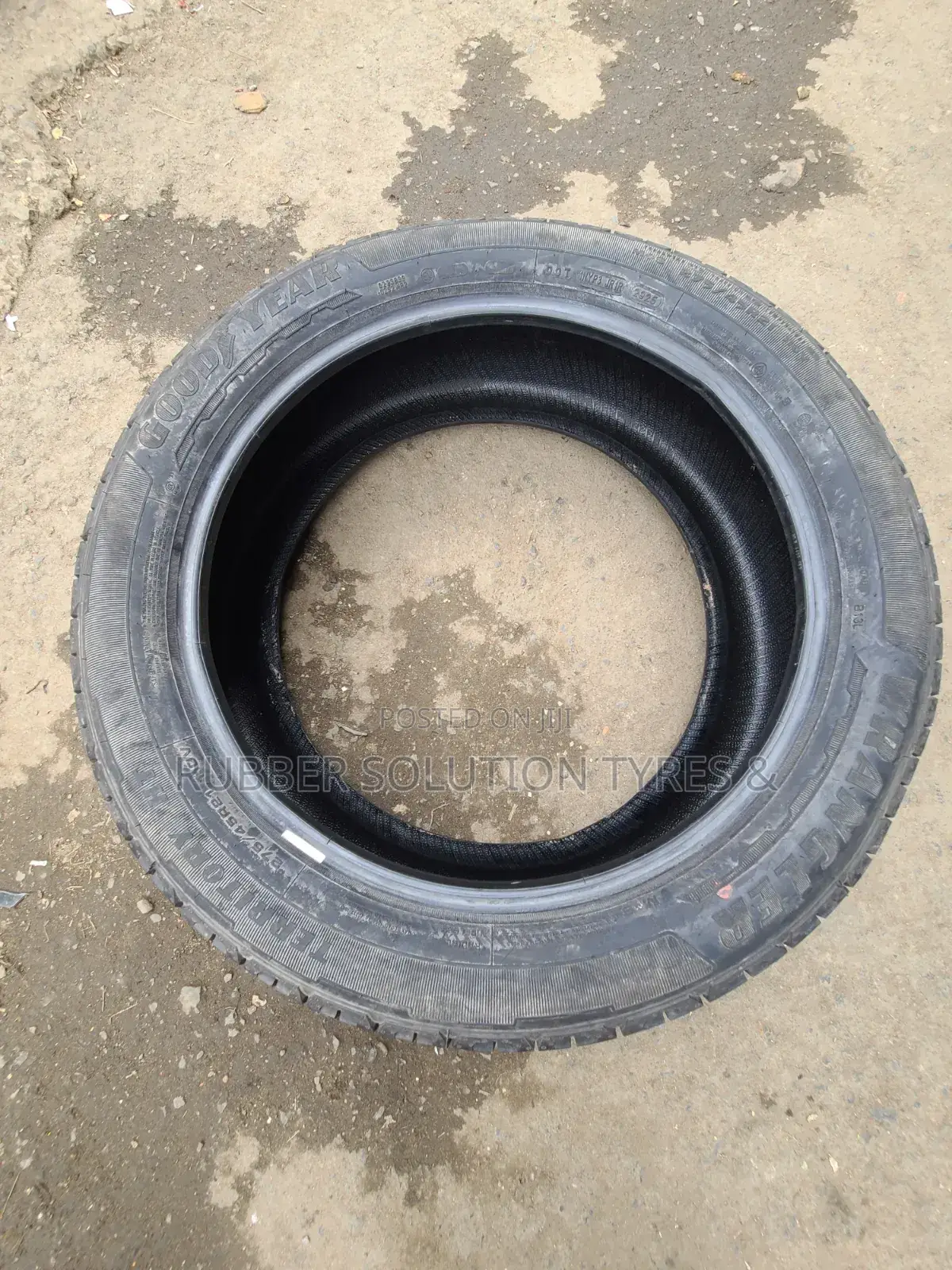 275 /45 R21 Goodyear Tyres 110v Wrangler