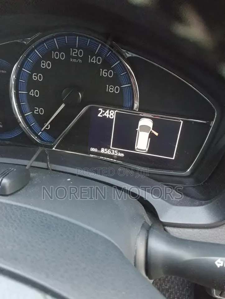Toyota Corolla Fielder 1.5 Hybrid FWD 2019 Matt Black
