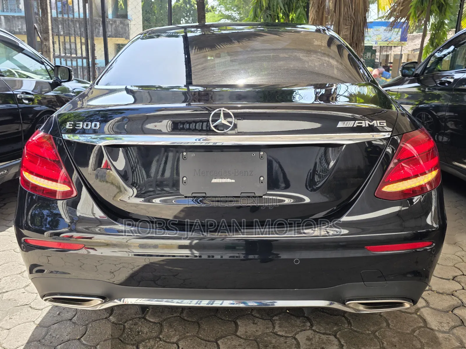Mercedes-Benz E300 2020 Black