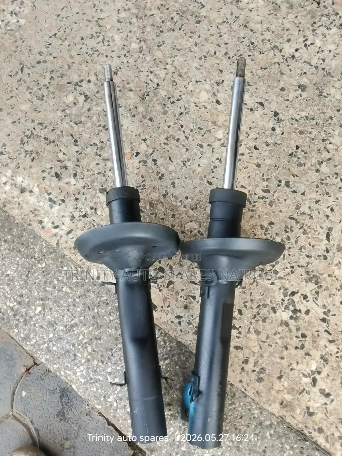 Original Kyb Ex Japan Pajero Io Shock Absorbers