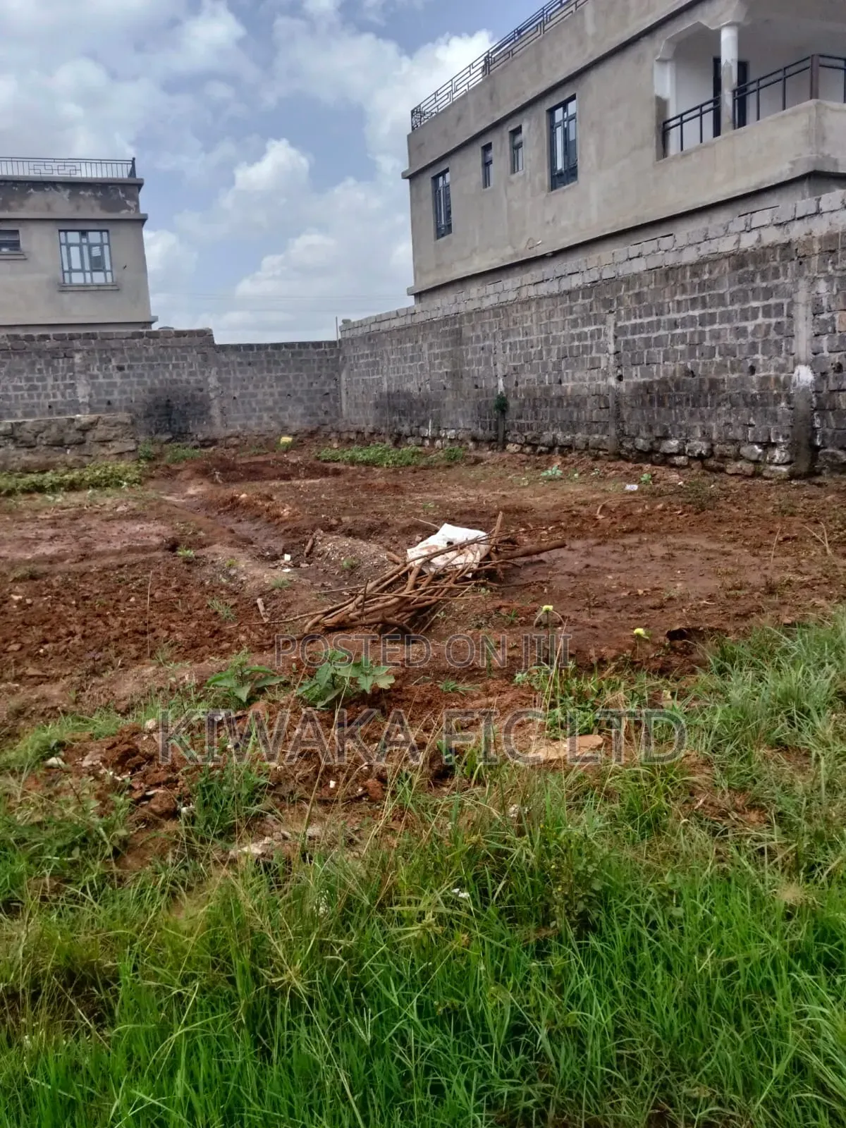 40×80 Plot for Sale in Ngoingwa Thika