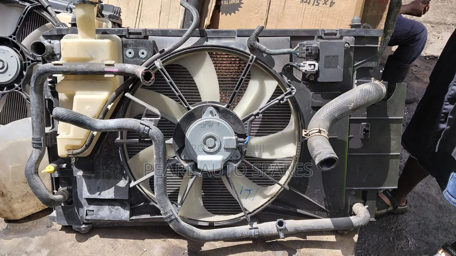 Radiator Toyota Aqua Hybrid