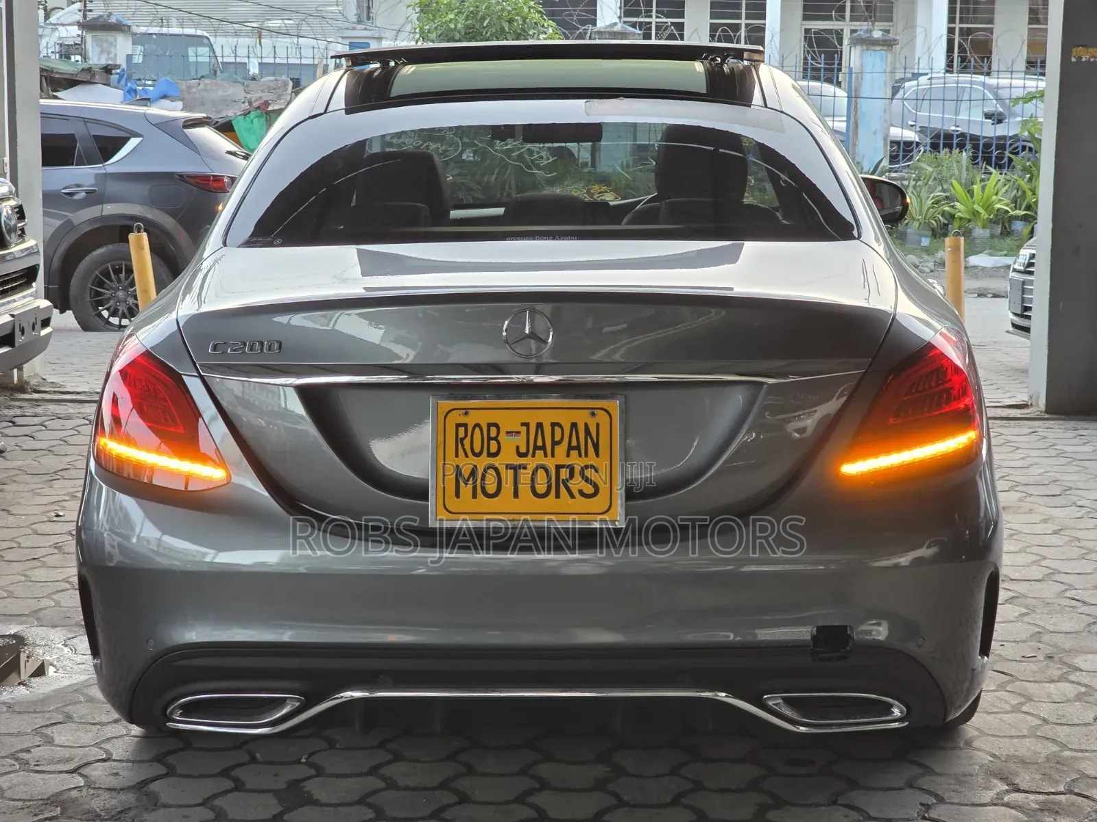 Mercedes-Benz C200 2020 Gray