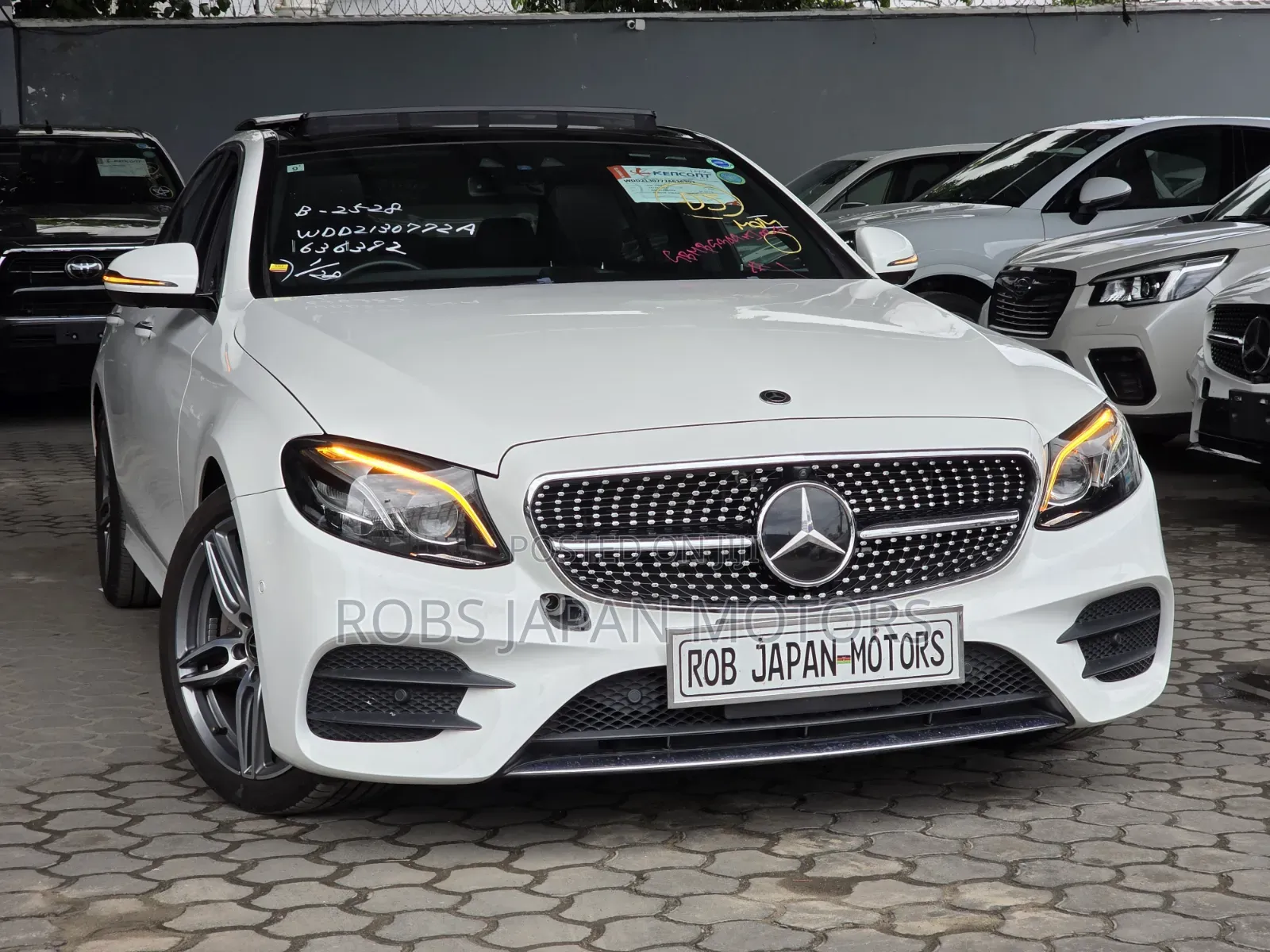 Mercedes-Benz E200 2019 White